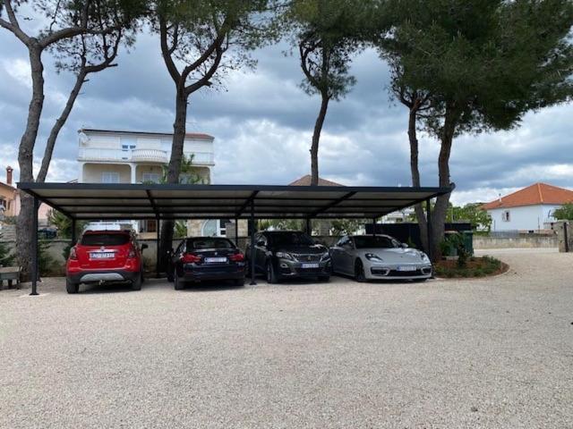 Villa Jalan Vrsi Kültér fotó