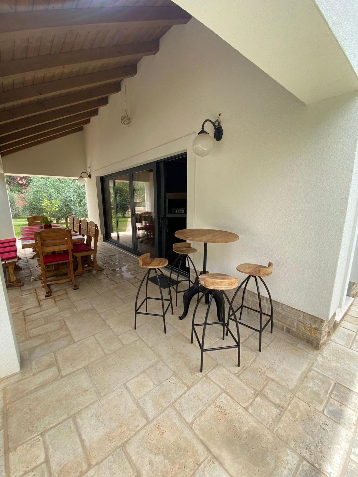 Villa Jalan Vrsi Kültér fotó